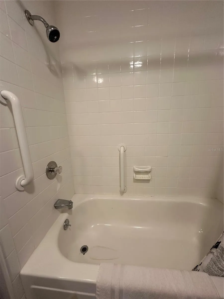 1100 BELCHER ROAD S #523 Largo, FL 33771