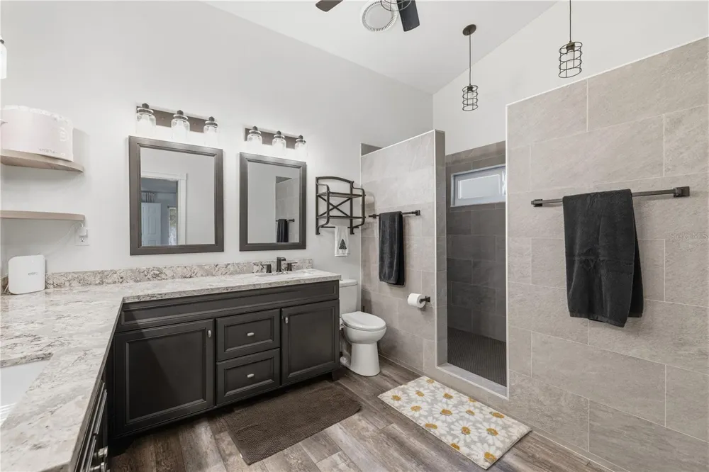 1570 CLUB DRIVE Tarpon Springs, FL 34689