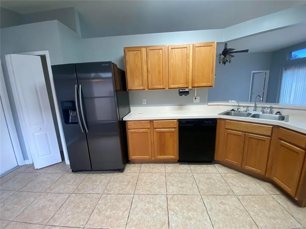 12304 TWINKLING STAR PL Riverview, FL 33578