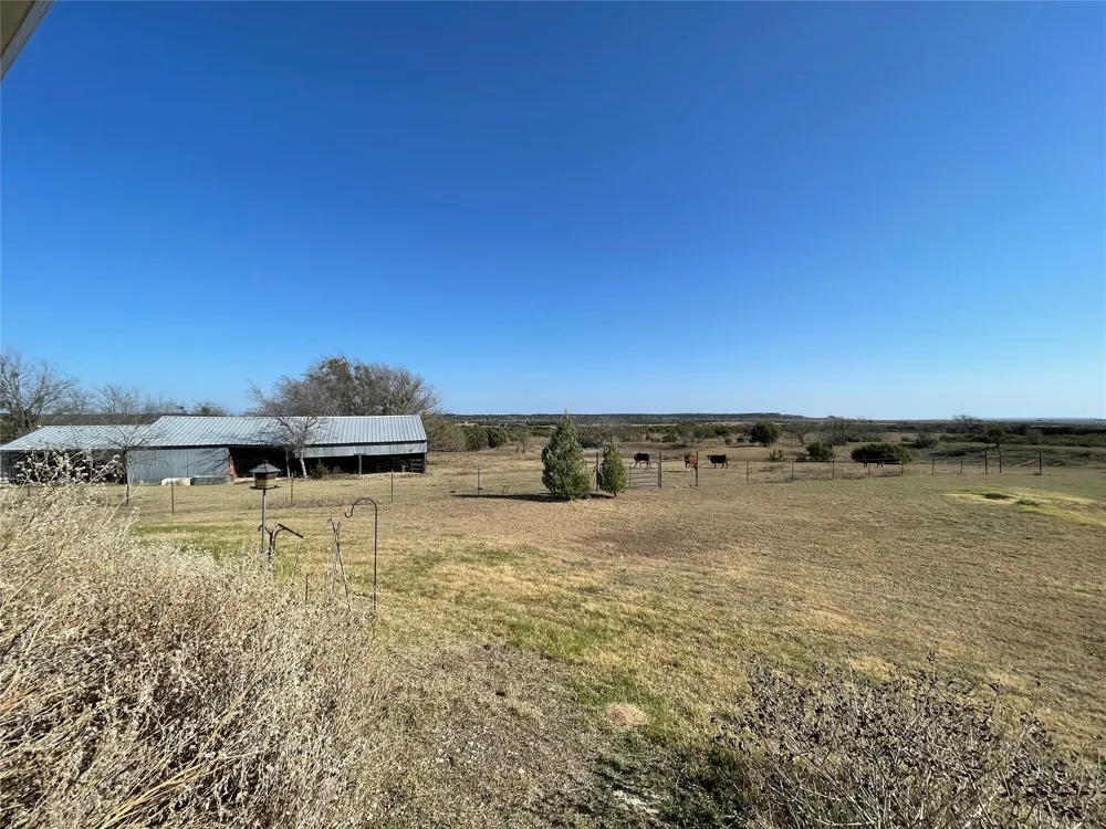 2473 CR 199 Iredell, TX 76649