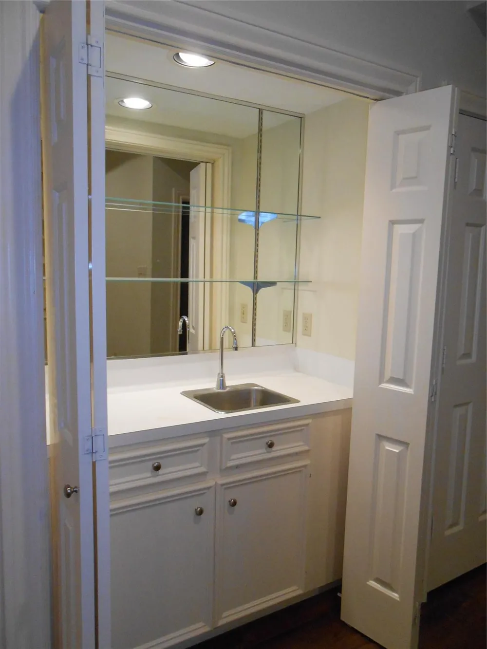 18 Crescent View Court The Woodlands, TX 77381