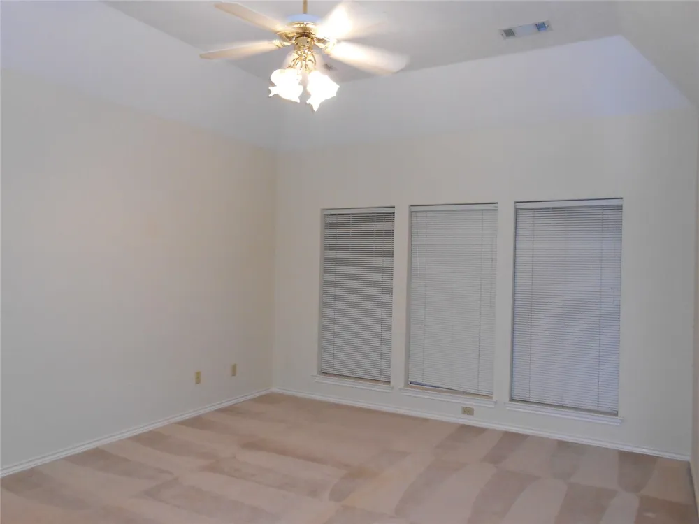 18 Crescent View Court The Woodlands, TX 77381
