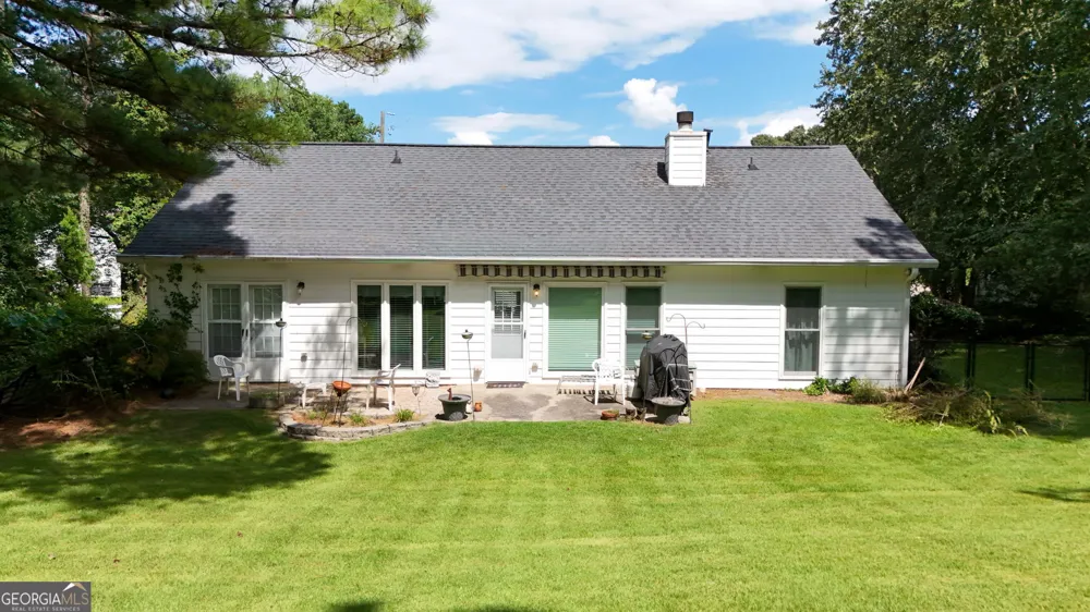 1215 Brookton DR Dacula, GA 30019