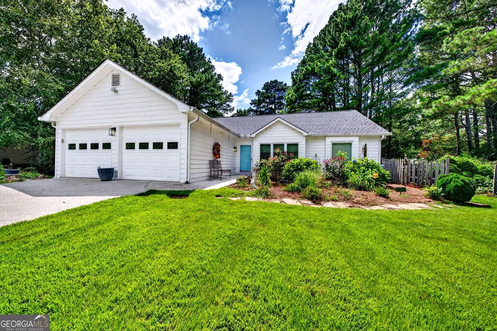 1215 Brookton DR Dacula, GA 30019