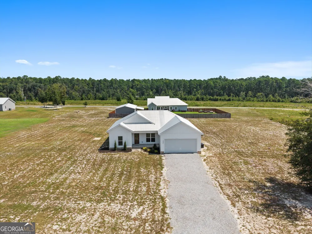 1434 Paris AVE Swainsboro, GA 30401