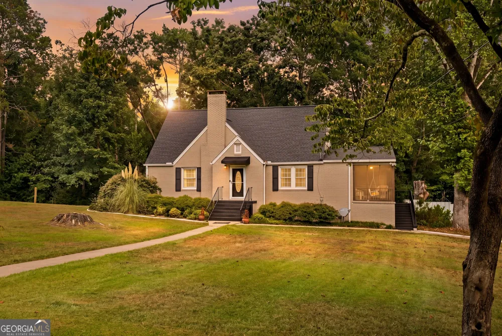 139 Myrtle ST Toccoa, GA 30577