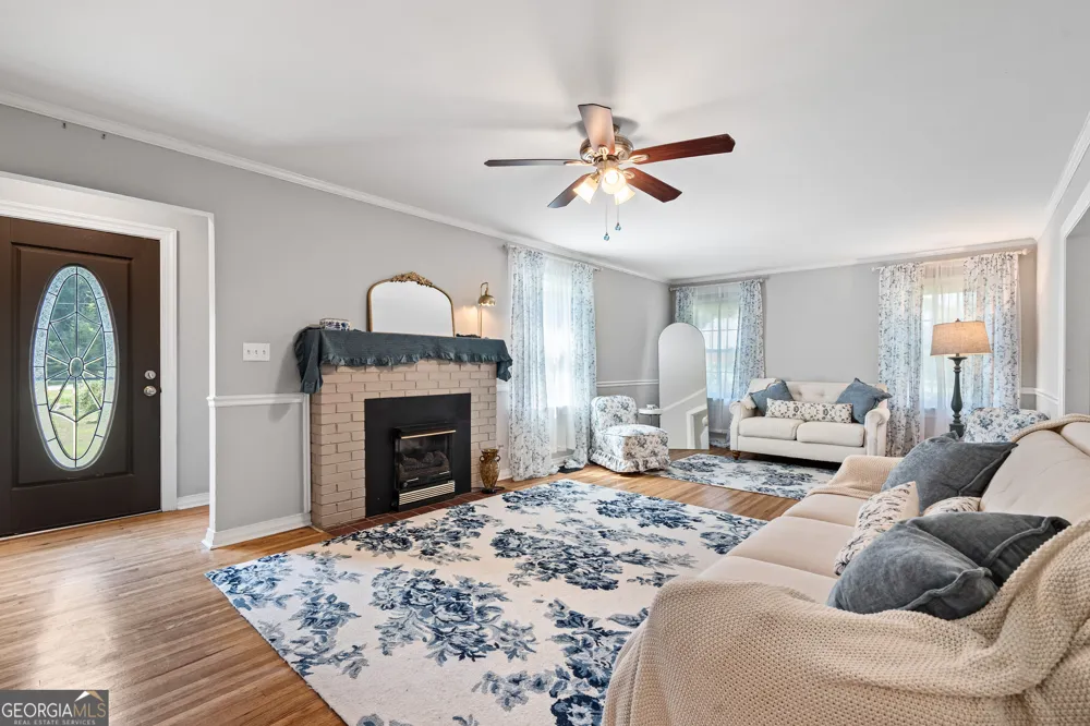 139 Myrtle ST Toccoa, GA 30577