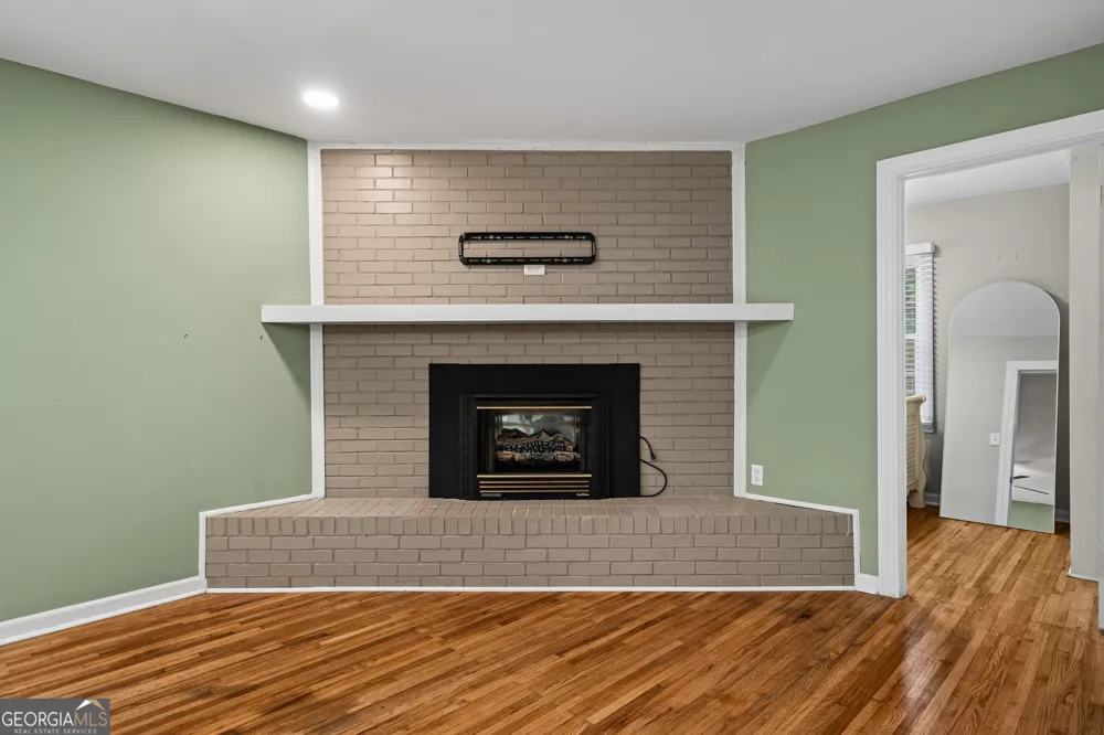 139 Myrtle ST Toccoa, GA 30577