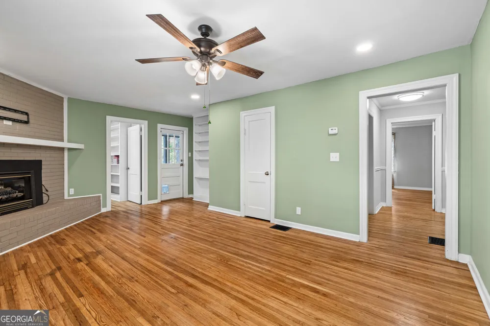 139 Myrtle ST Toccoa, GA 30577