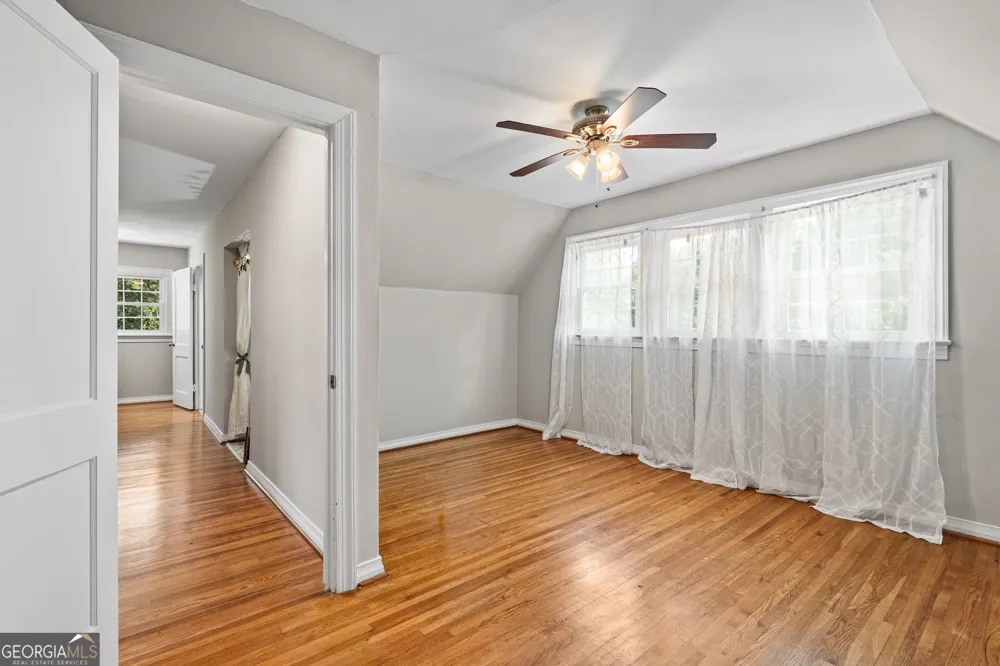 139 Myrtle ST Toccoa, GA 30577