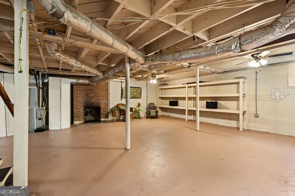 139 Myrtle ST Toccoa, GA 30577
