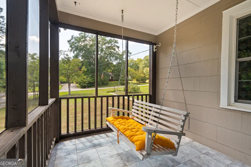 139 Myrtle ST Toccoa, GA 30577