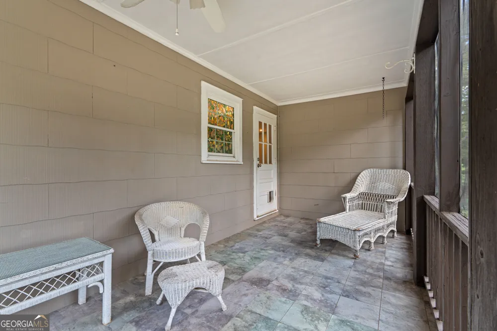 139 Myrtle ST Toccoa, GA 30577