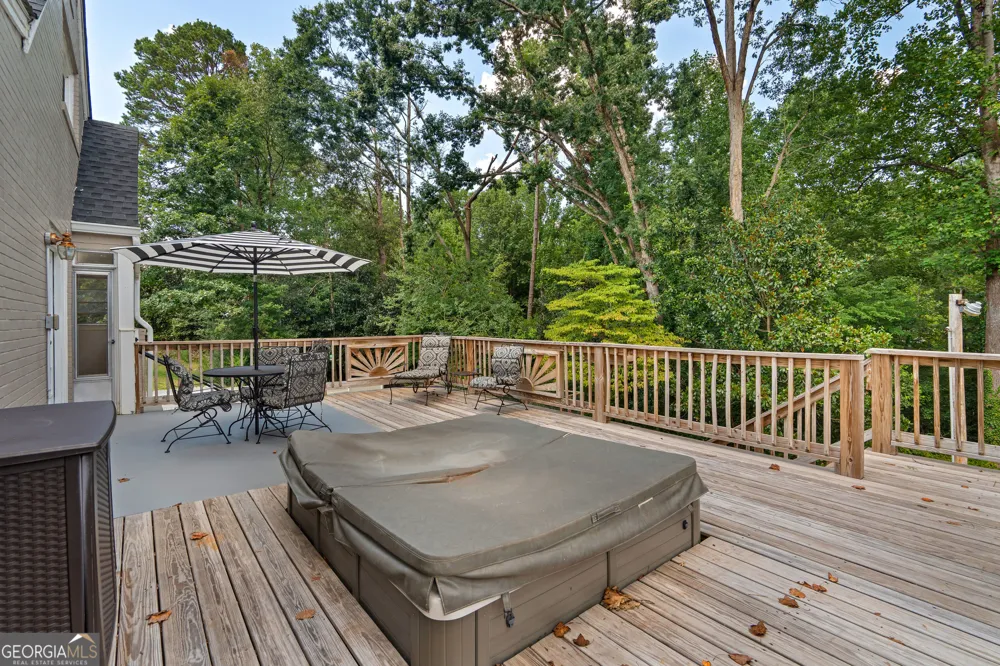 139 Myrtle ST Toccoa, GA 30577
