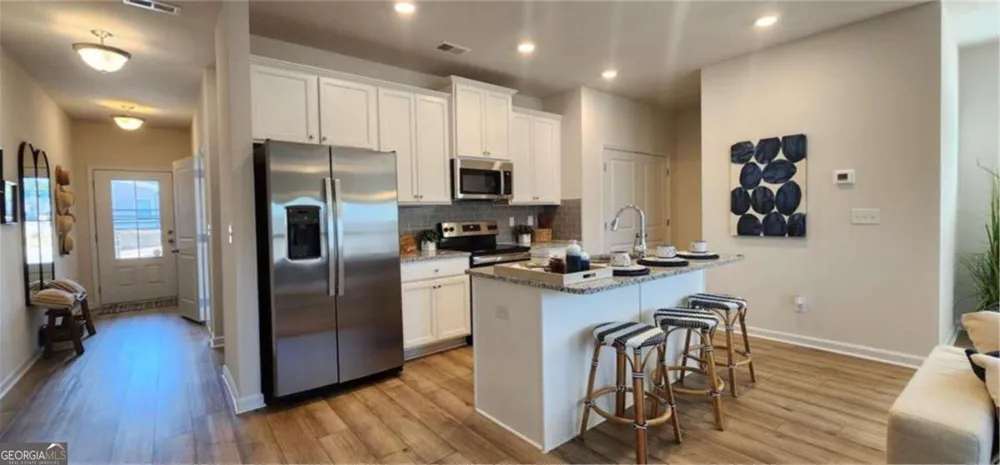 4521 Bishops LN Oakwood, GA 30566