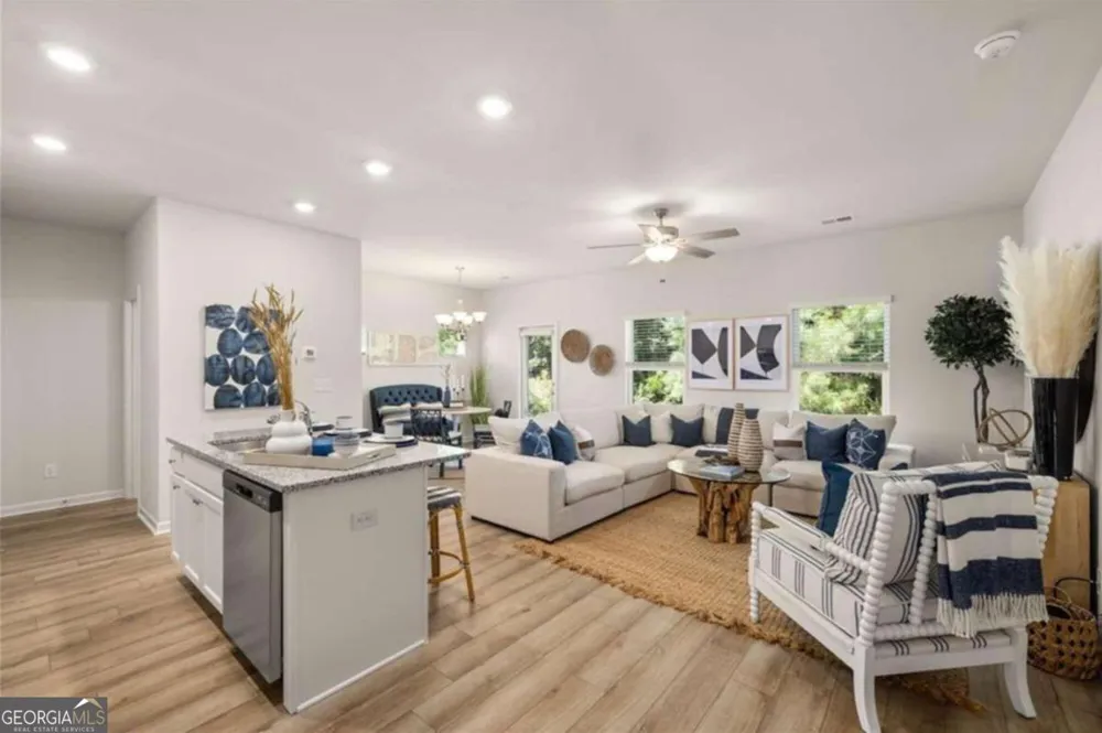 4521 Bishops LN Oakwood, GA 30566