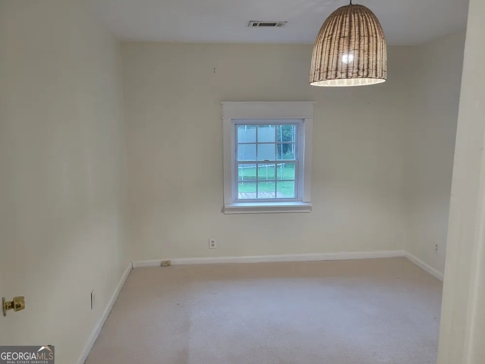 1131 E Main ST Hogansville, GA 30230