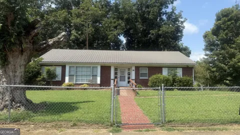 308 S Cherokee ST