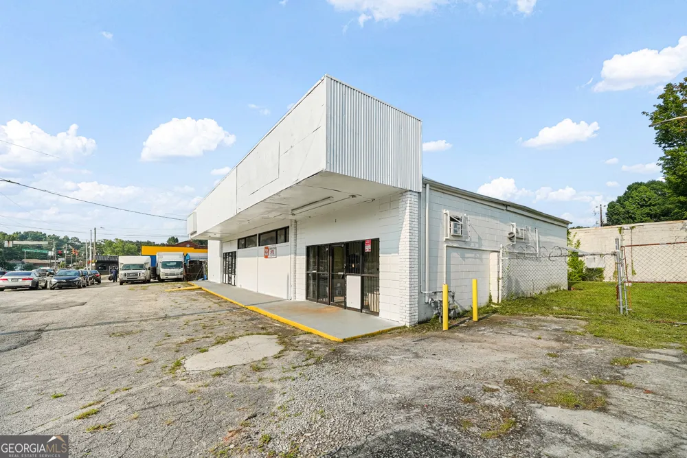 2301 Fairburn RD SW Atlanta, GA 30331