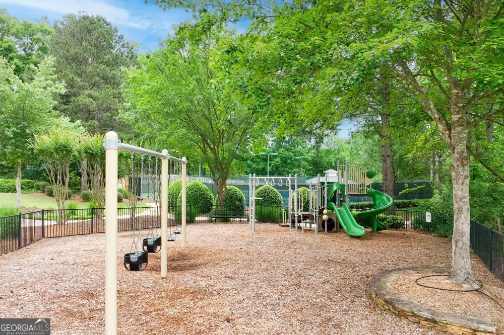 243 Harbor Pointe DR Stone Mountain, GA 30087