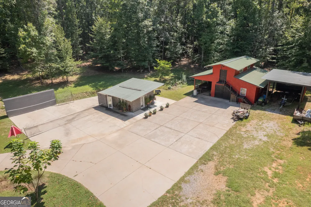 291 Youngs Mill RD Kingston, GA 30145