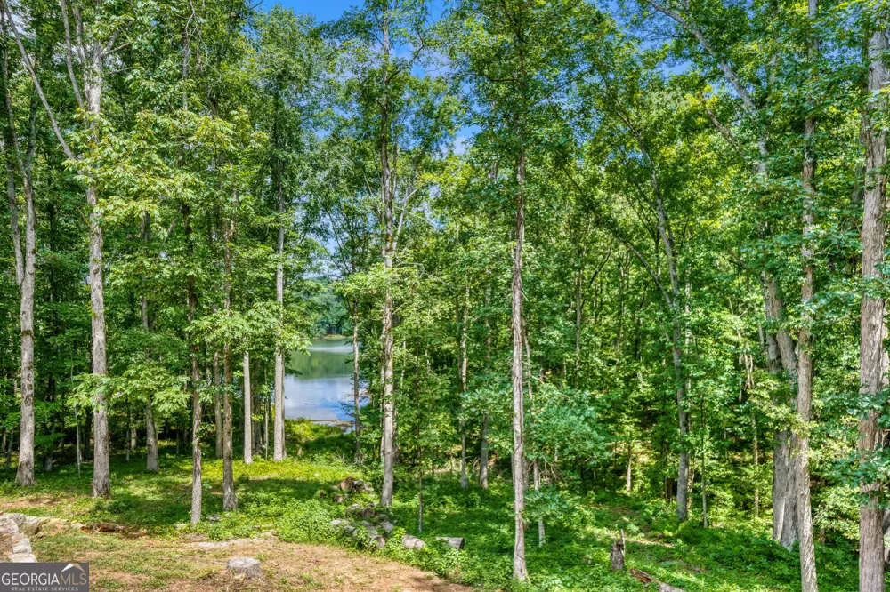 4420 Parkwood RD Social Circle, GA 30025