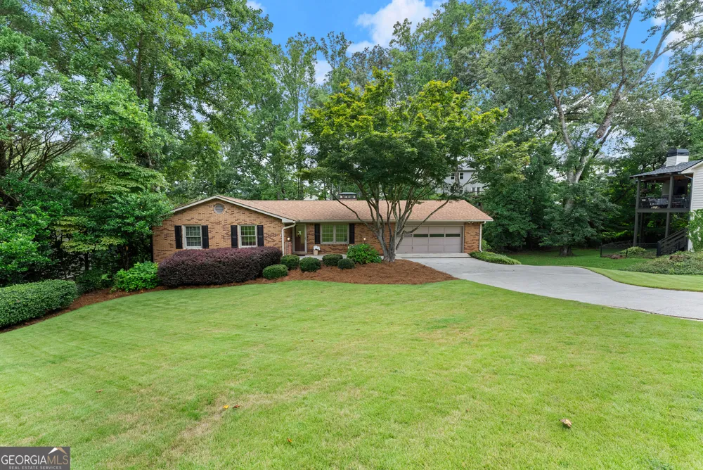 290 Cochran DR Gainesville, GA 30506