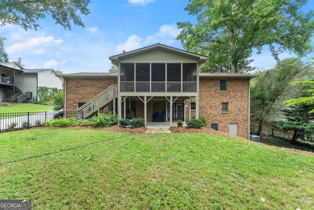 290 Cochran DR Gainesville, GA 30506