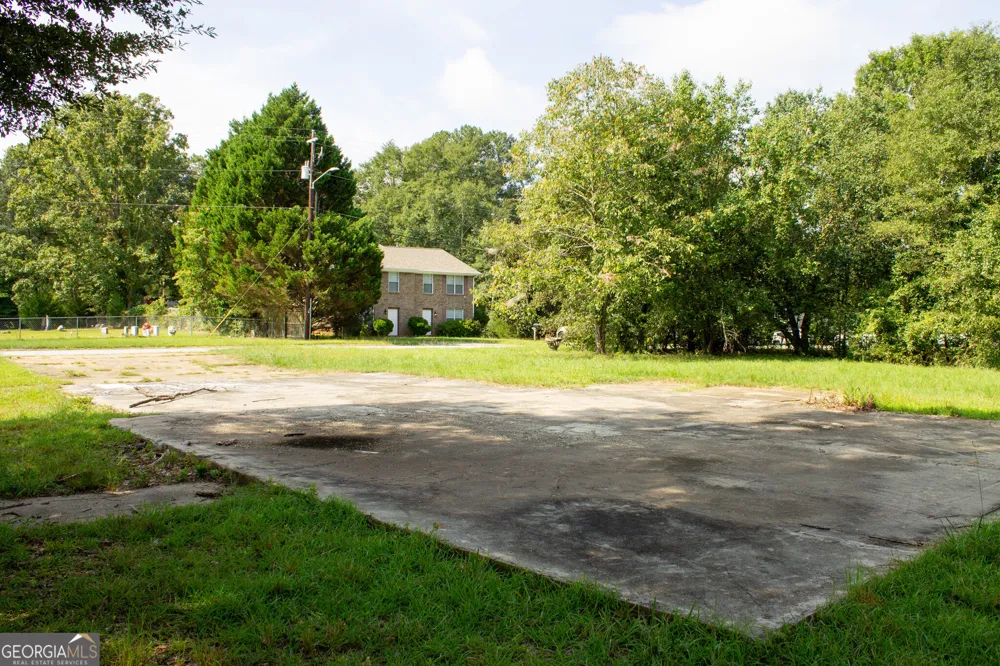 8465 Kendrick RD Jonesboro, GA 30238
