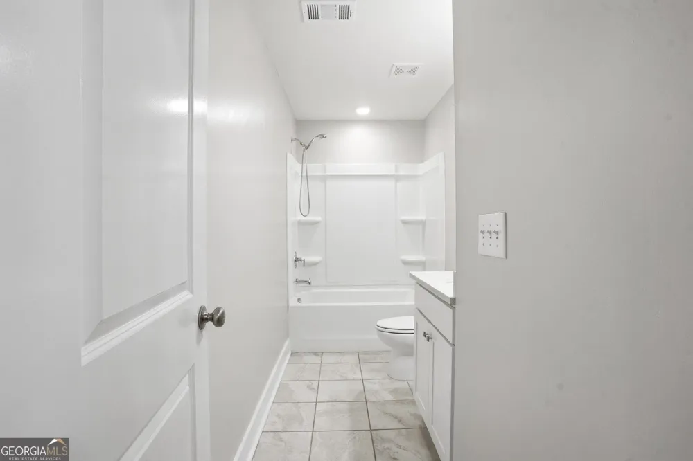 6449 Scudders DR Lithonia, GA 30058