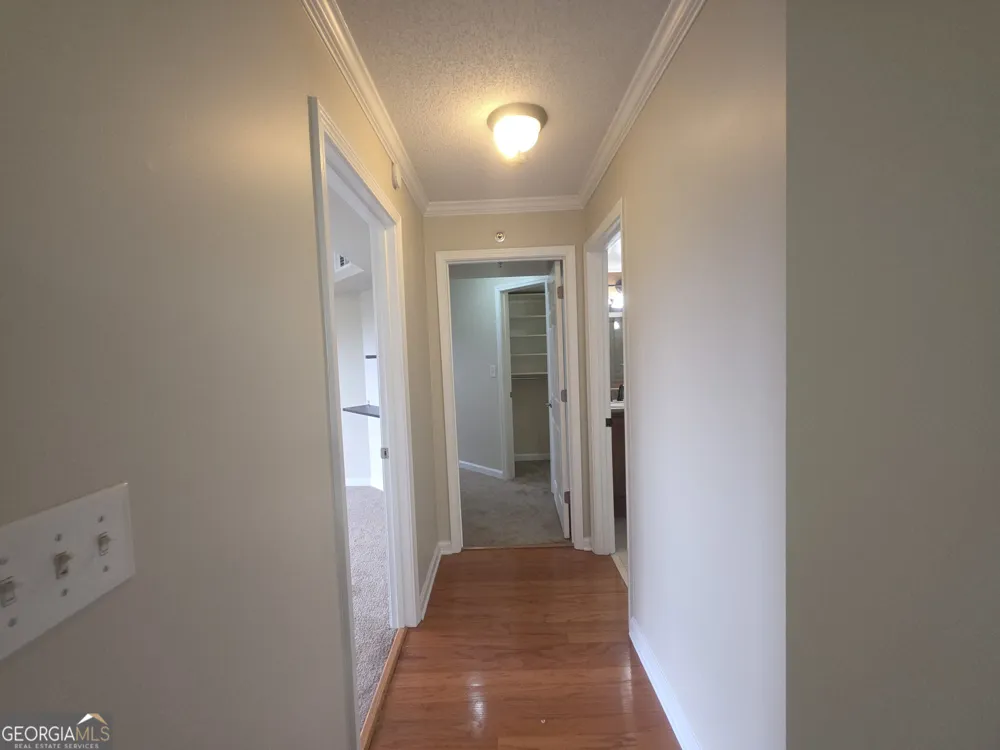 795 Hammond DR Sandy Springs, GA 30328