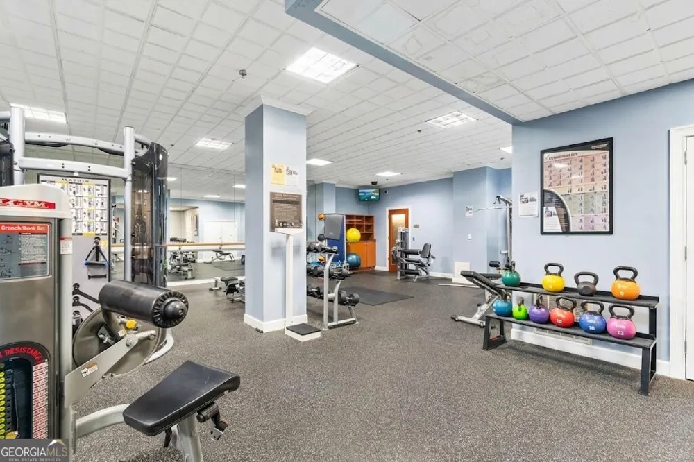 795 Hammond DR Sandy Springs, GA 30328