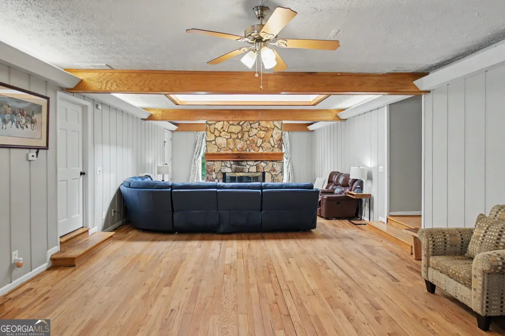 515 Golf View DR Peachtree City, GA 30269