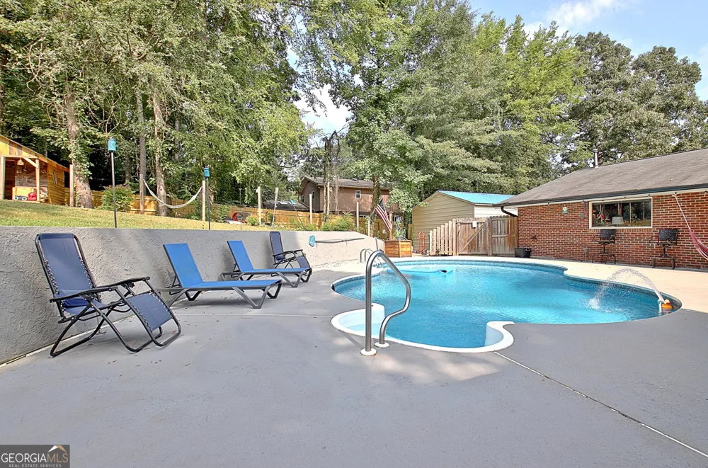 515 Golf View DR Peachtree City, GA 30269