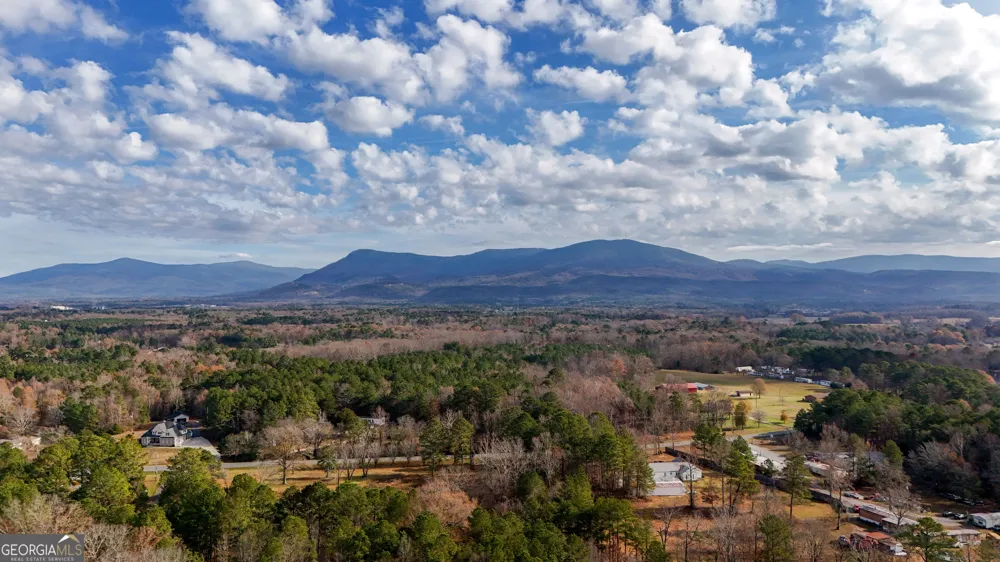 132 Katie LN Chatsworth, GA 30705