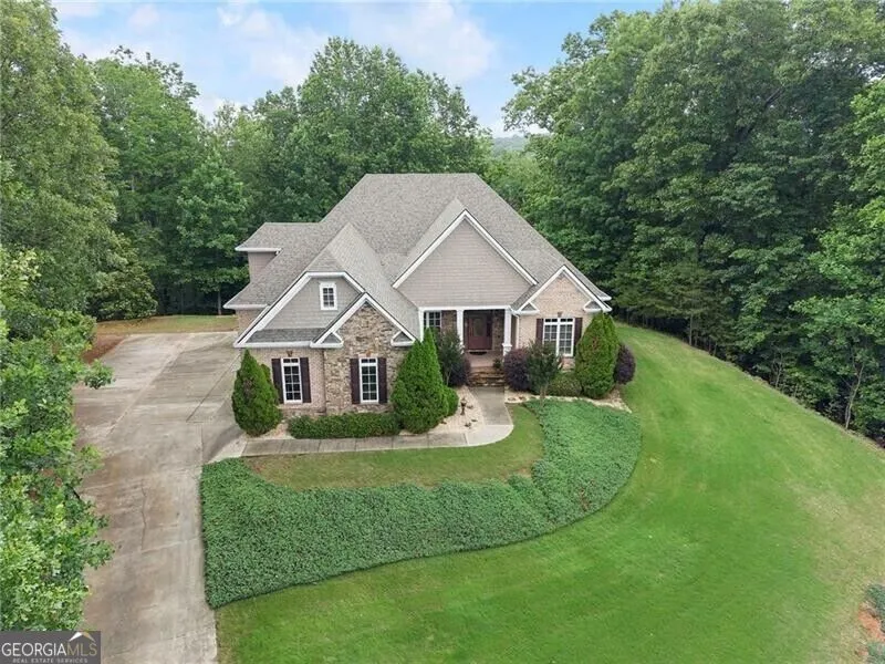 195 Fredericks CV Dawsonville, GA 30534