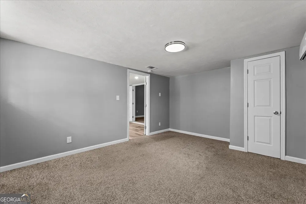 566 Shadowmoor CIR Thomson, GA 30824