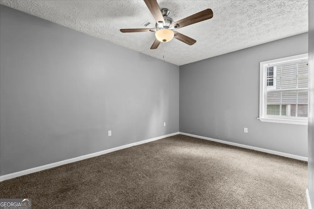566 Shadowmoor CIR Thomson, GA 30824