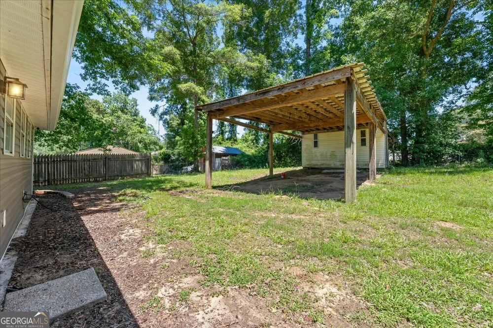 566 Shadowmoor CIR Thomson, GA 30824