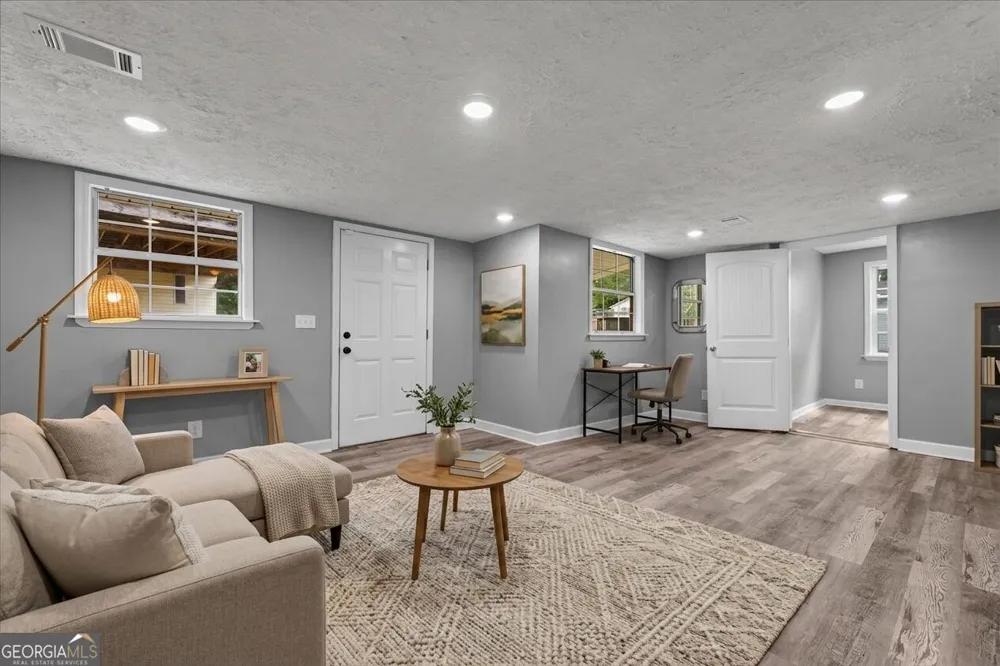 566 Shadowmoor CIR Thomson, GA 30824
