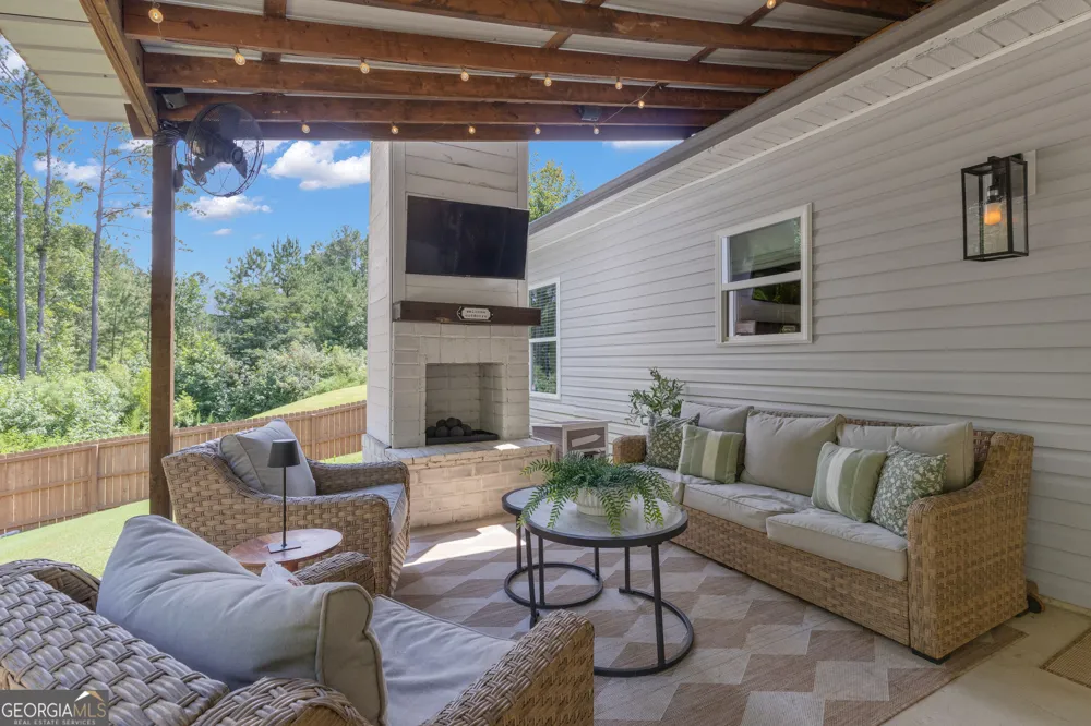 43 Hilltop PL Newnan, GA 30263