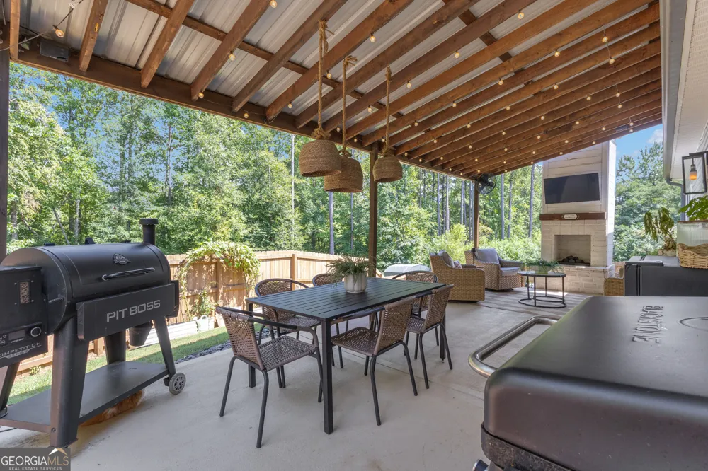 43 Hilltop PL Newnan, GA 30263