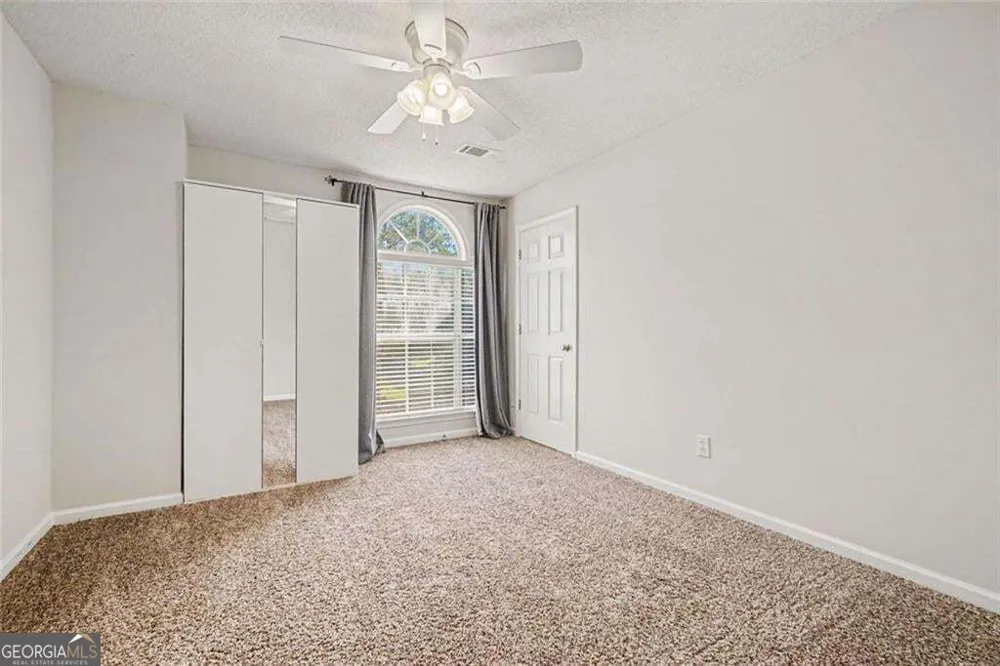 2200 Traywick Chase Alpharetta, GA 30004