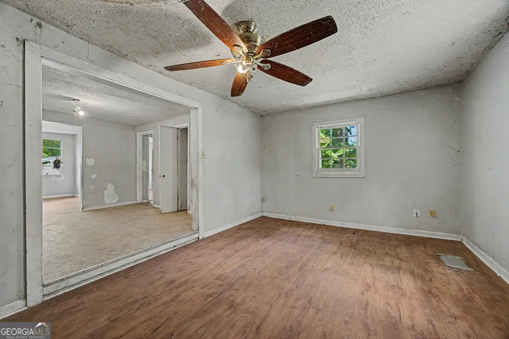 129 Alton RD Macon, GA 31211
