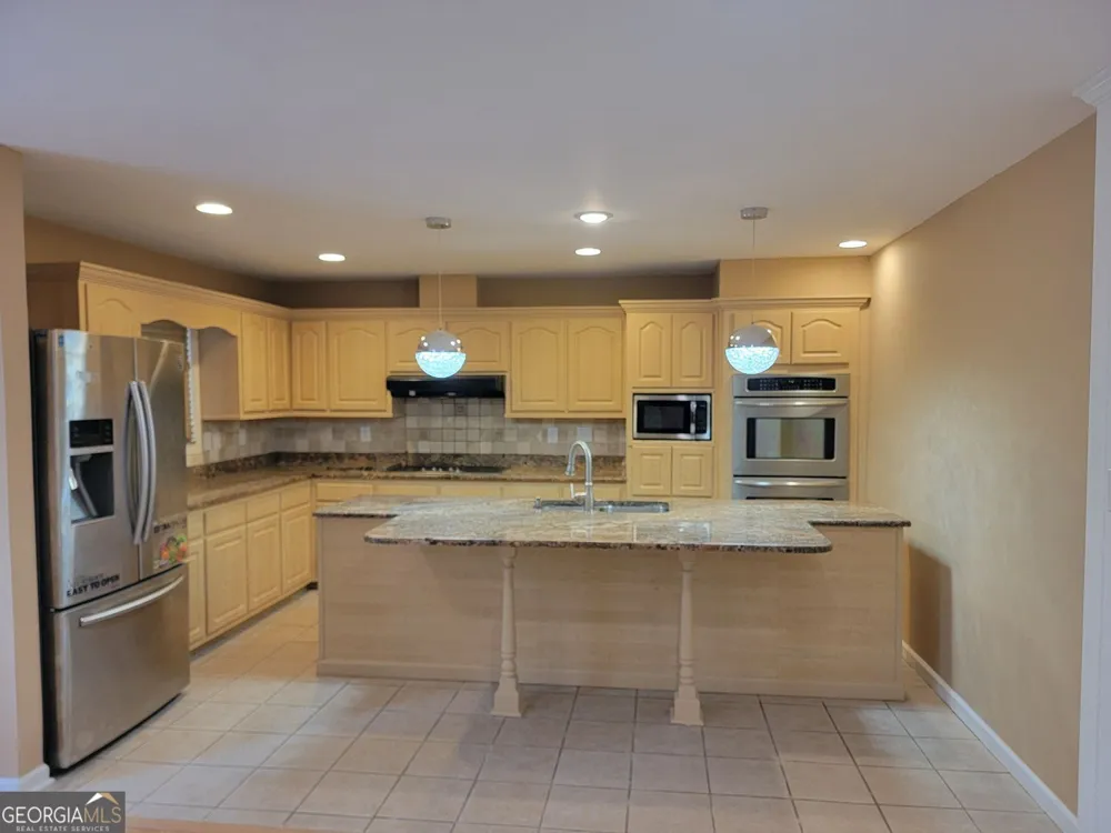 4051 Warrior TRL Stone Mountain, GA 30083