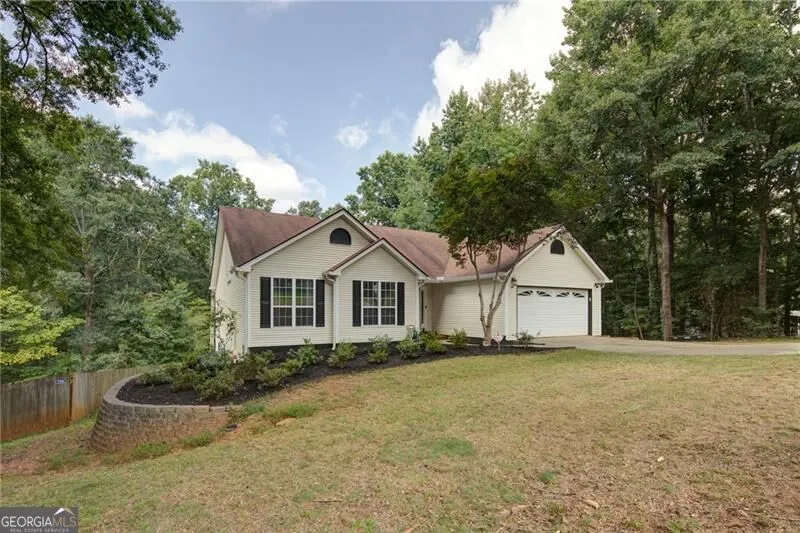 4267 Riviere PT Gainesville, GA 30507