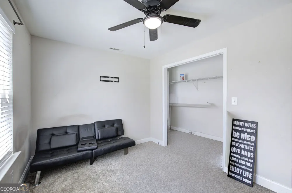 327 Larkspur DR SW Calhoun, GA 30701