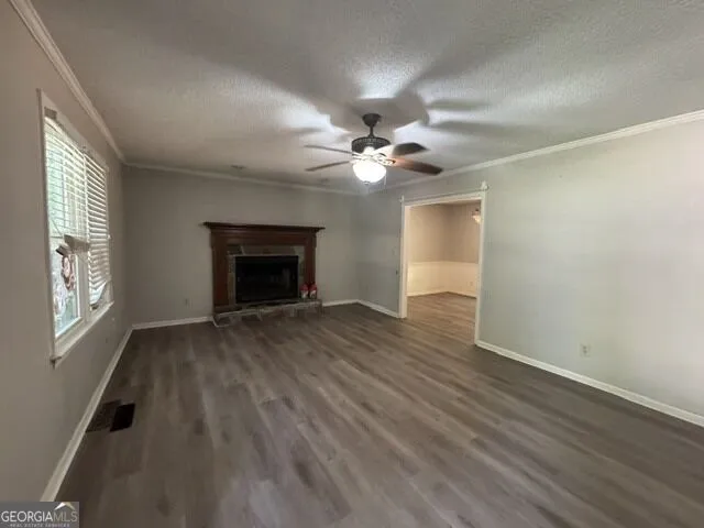 92 Fox DR Dallas, GA 30157