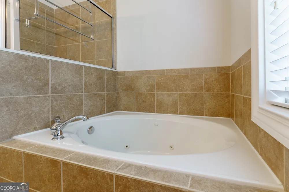 3777 Baverton DR Suwanee, GA 30024