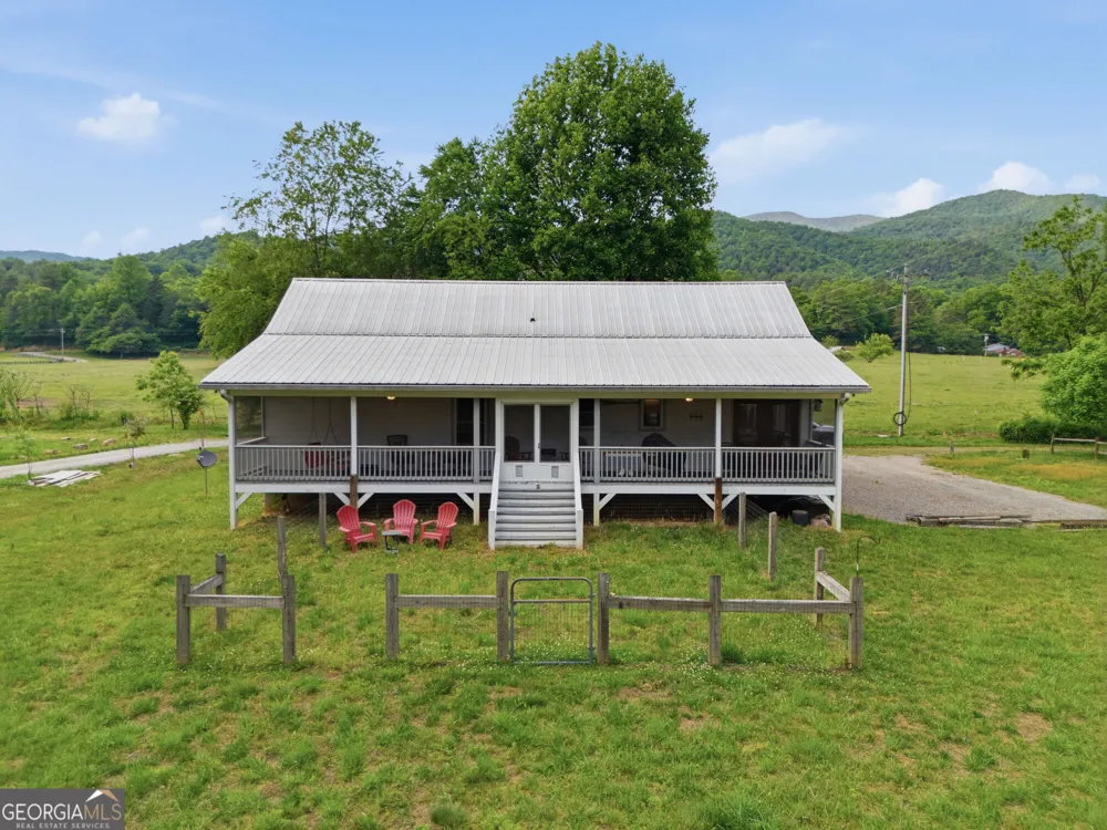 87 Laughing Waters Lane Hayesville, NC 28904